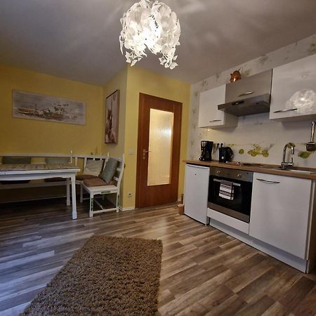 Marburg Apartment Pfiffige Luisa In Ruhiger Waldrandlage Mit Balkon Und Wintergarten المظهر الخارجي الصورة