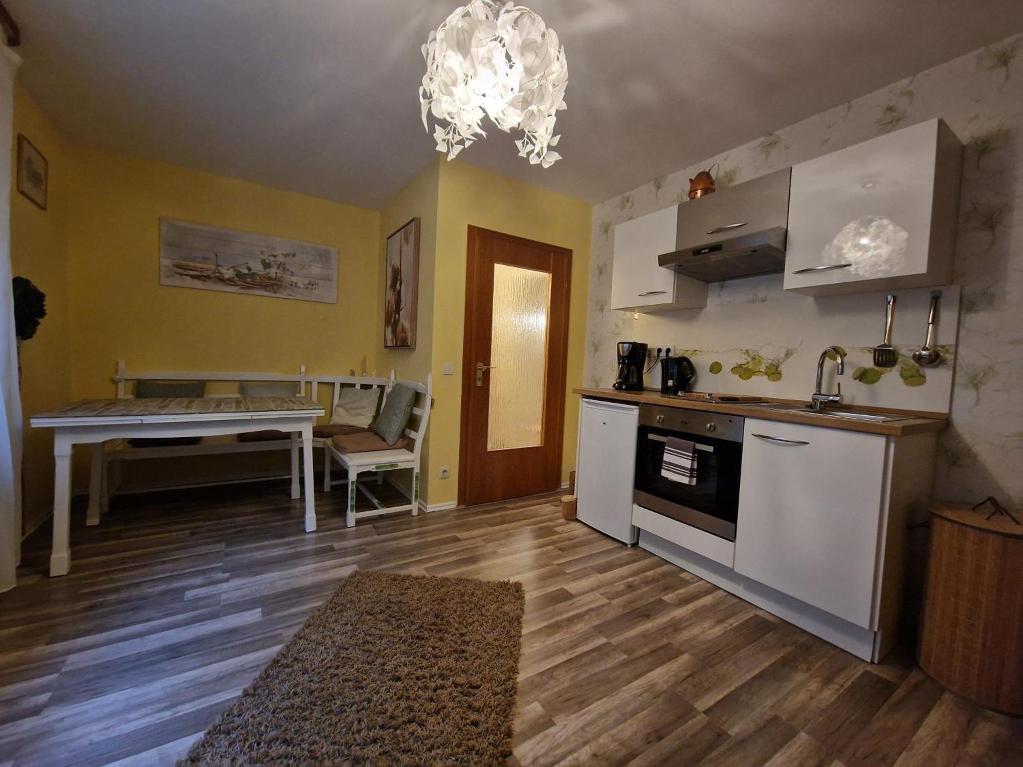 Marburg Apartment Pfiffige Luisa In Ruhiger Waldrandlage Mit Balkon Und Wintergarten المظهر الخارجي الصورة